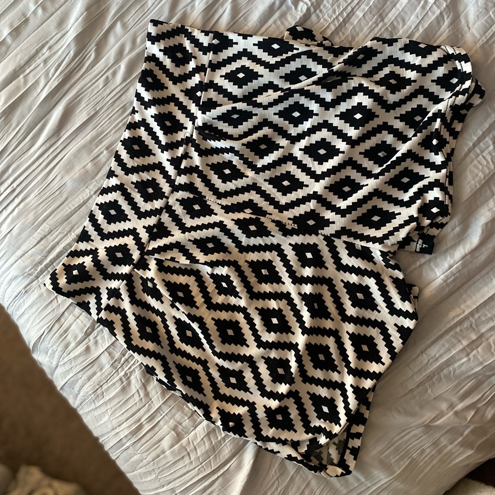 Pattern shorts - Picture 2 of 2